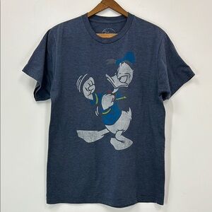 Disney Donald Duck Graphic T-Shirt Navy Vacation Mickey Size Large Mickey Travel